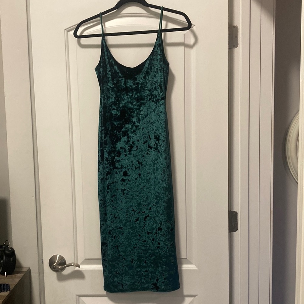 Missguided velvet mid length dress